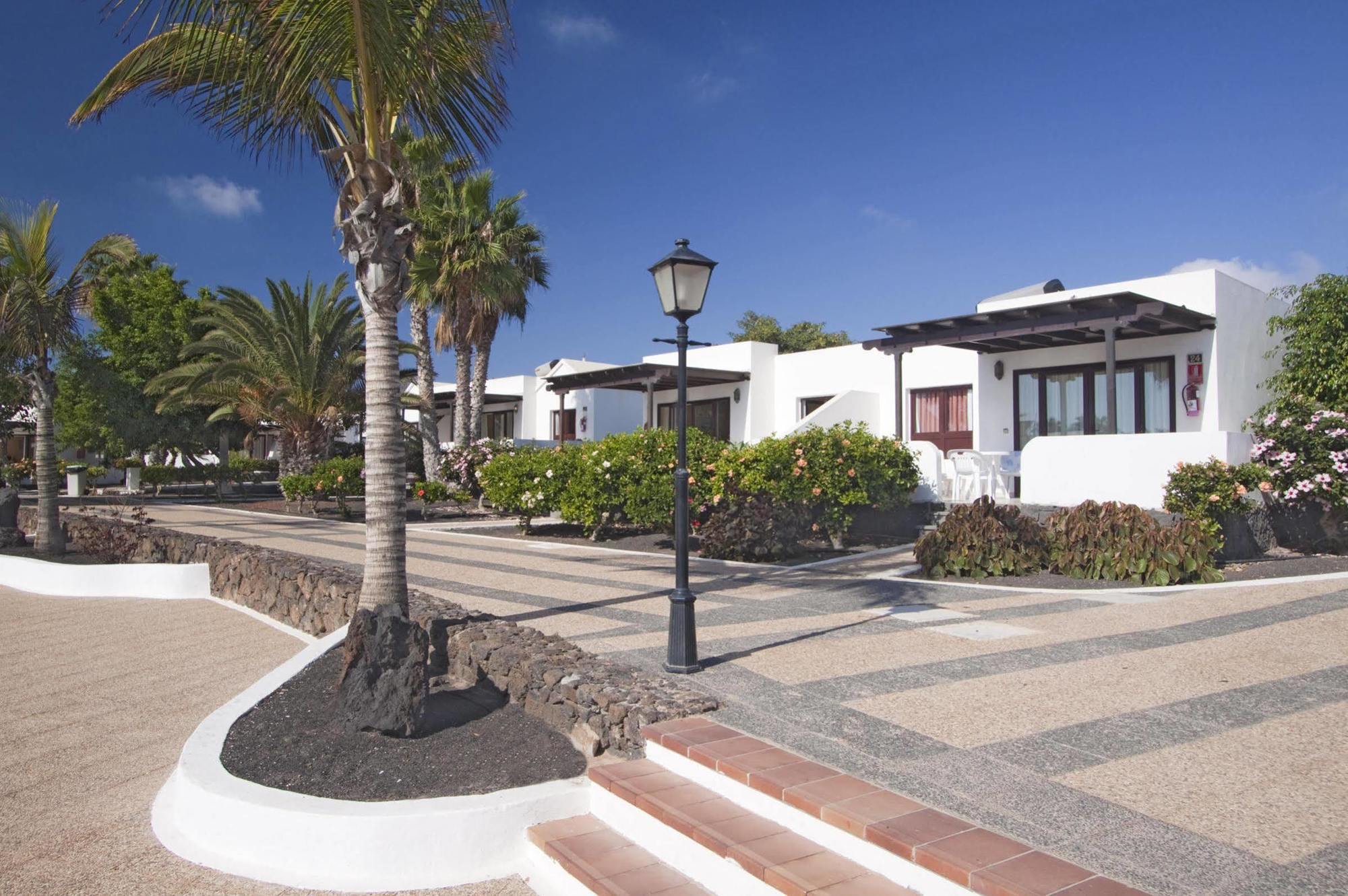 Playa Limones Bungalows Playa Blanca (Lanzarote) Exterior foto