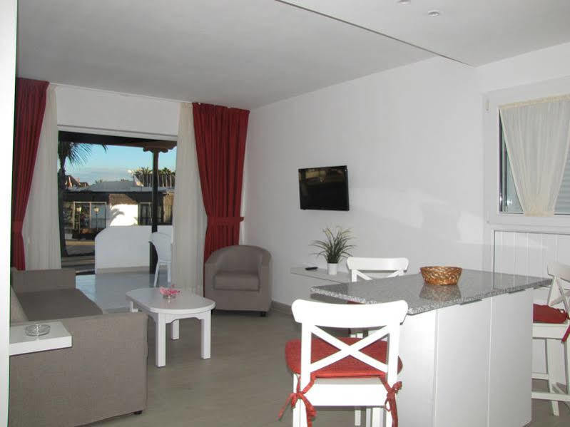 Playa Limones Bungalows Playa Blanca (Lanzarote) Exterior foto
