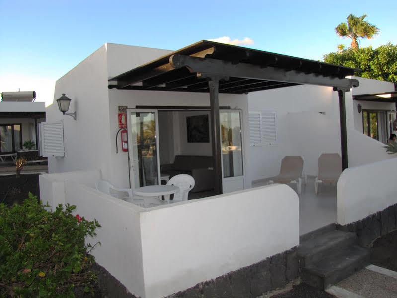 Playa Limones Bungalows Playa Blanca (Lanzarote) Exterior foto