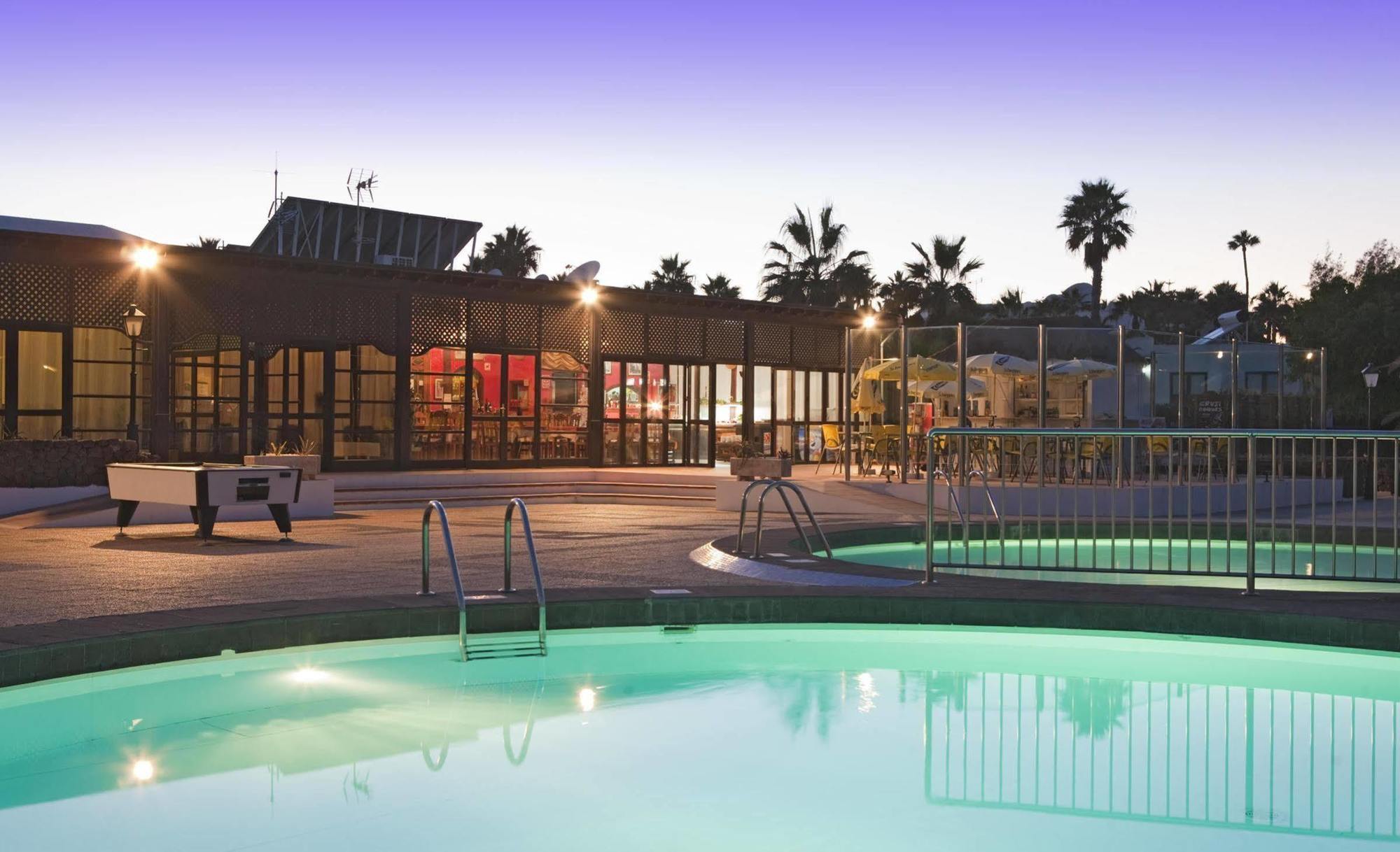 Playa Limones Bungalows Playa Blanca (Lanzarote) Exterior foto